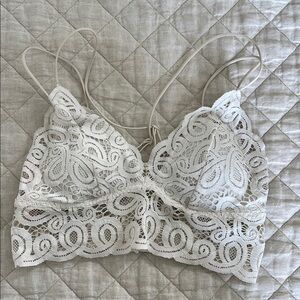 Lace Bralette in Cream